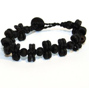 Svart makraméarmband (S)