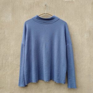 Oversize merinotröja med bred halsmudd - Stormy Sea