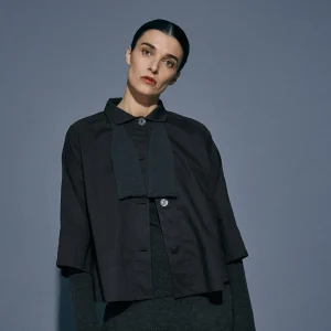 OWN poplinblus/jacka med stora pärlemorknappar - Black