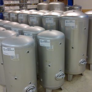 Hydrofor Syrafast 300L. Pallfrakt ingår i priset