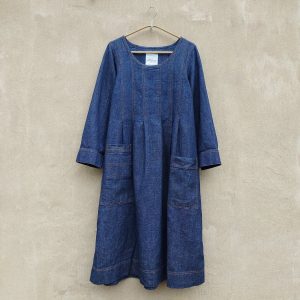 McVERDI klänning med lagda veck i hampa & ekologisk bomull - Blå denim